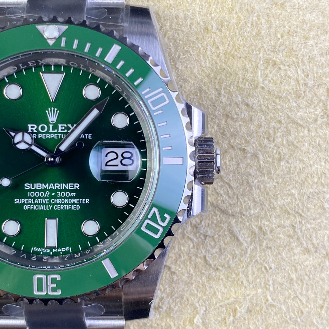 Rolex Submariner Hulk – Luxury Dive Watch