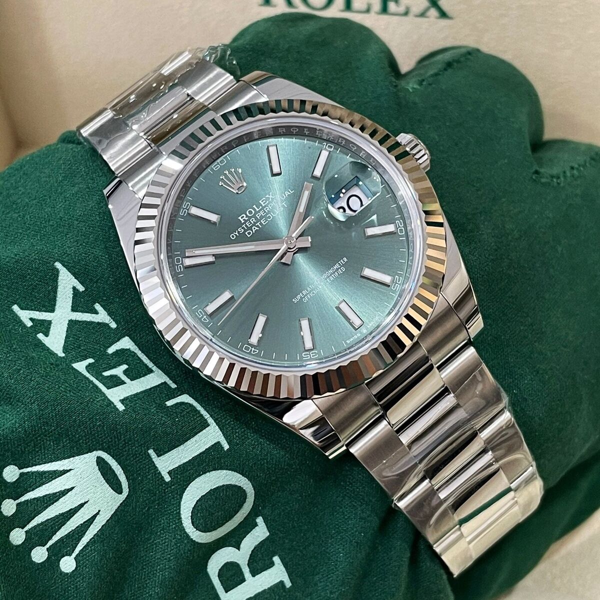 Rolex Datejust 41 - Green Dial