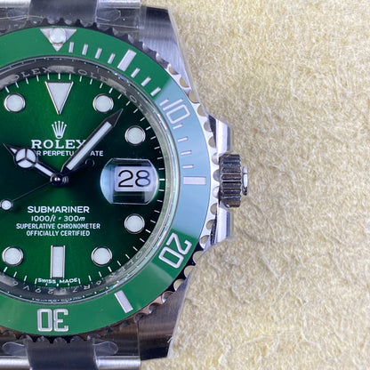 Rolex Submariner Hulk – Luxury Dive Watch
